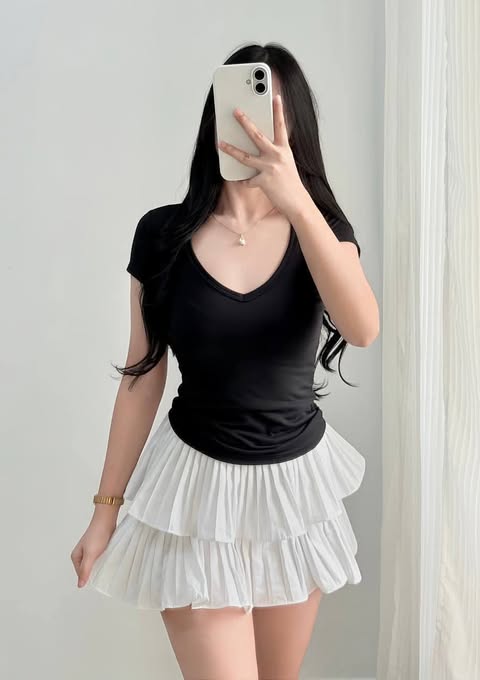 Carol Vneck Top Double Lining Front