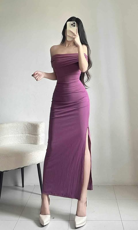Minda Offshoulder Bodycon Maxi Dress