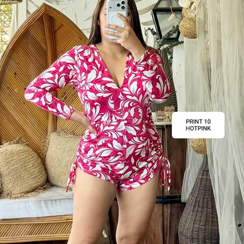 Plus Size Lala Padded Rashguard