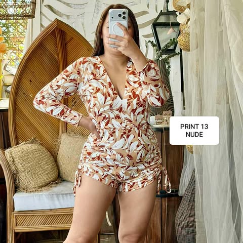 Plus Size Lala Padded Rashguard