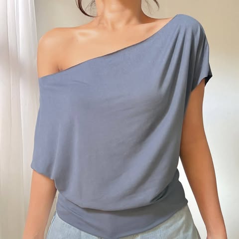 Kailey Offshoulder Top