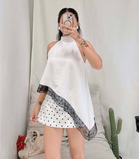 Allyson Lace Halter Top