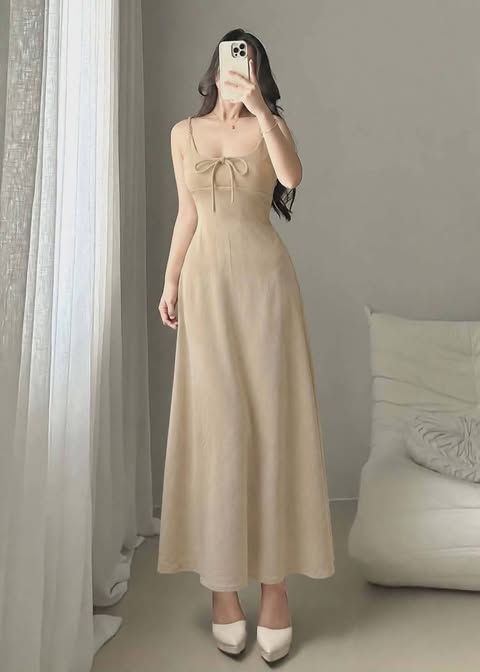 Sarsi Backless Maxi Dress