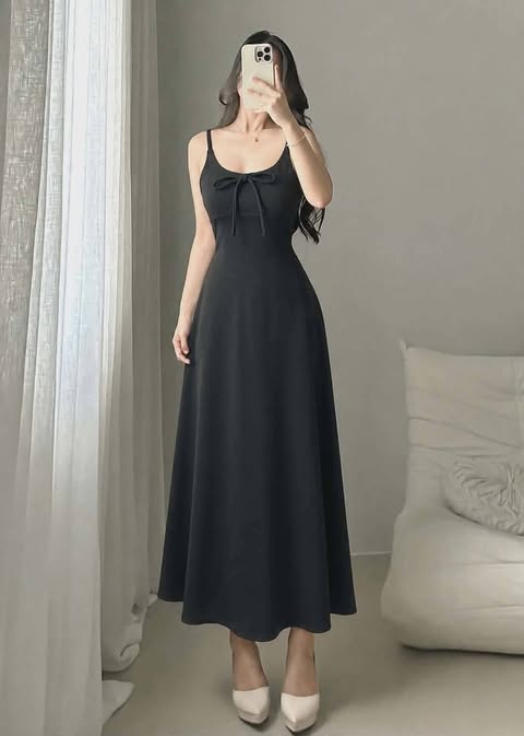 Sarsi Backless Maxi Dress