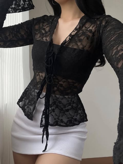 Charm Cardigan Lace Longsleeve Top