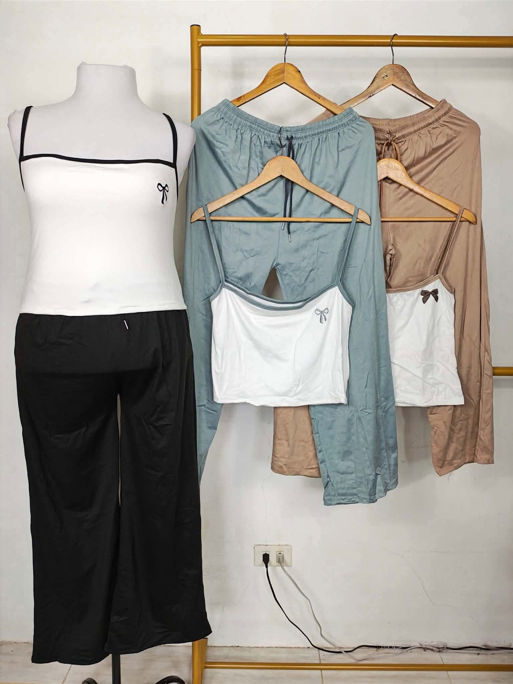 Plus Size Ysabel Two Tone Coquette Spag Top and Pants Coords