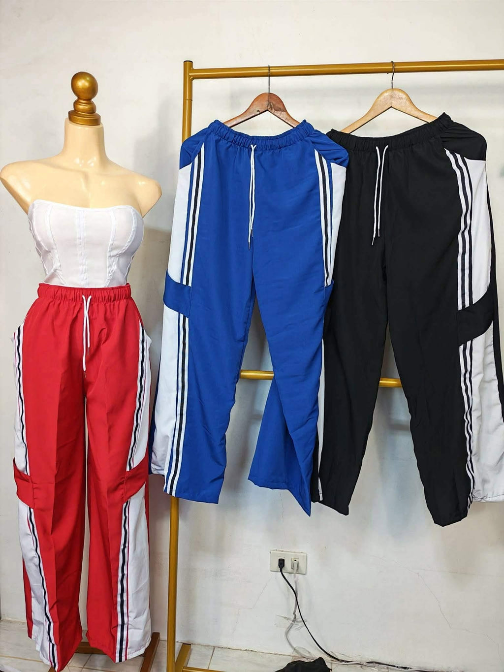 Adi Baggy Tape Pants